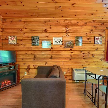 Blue Rose Cabins - Cozy Cabin 로건 외부 사진