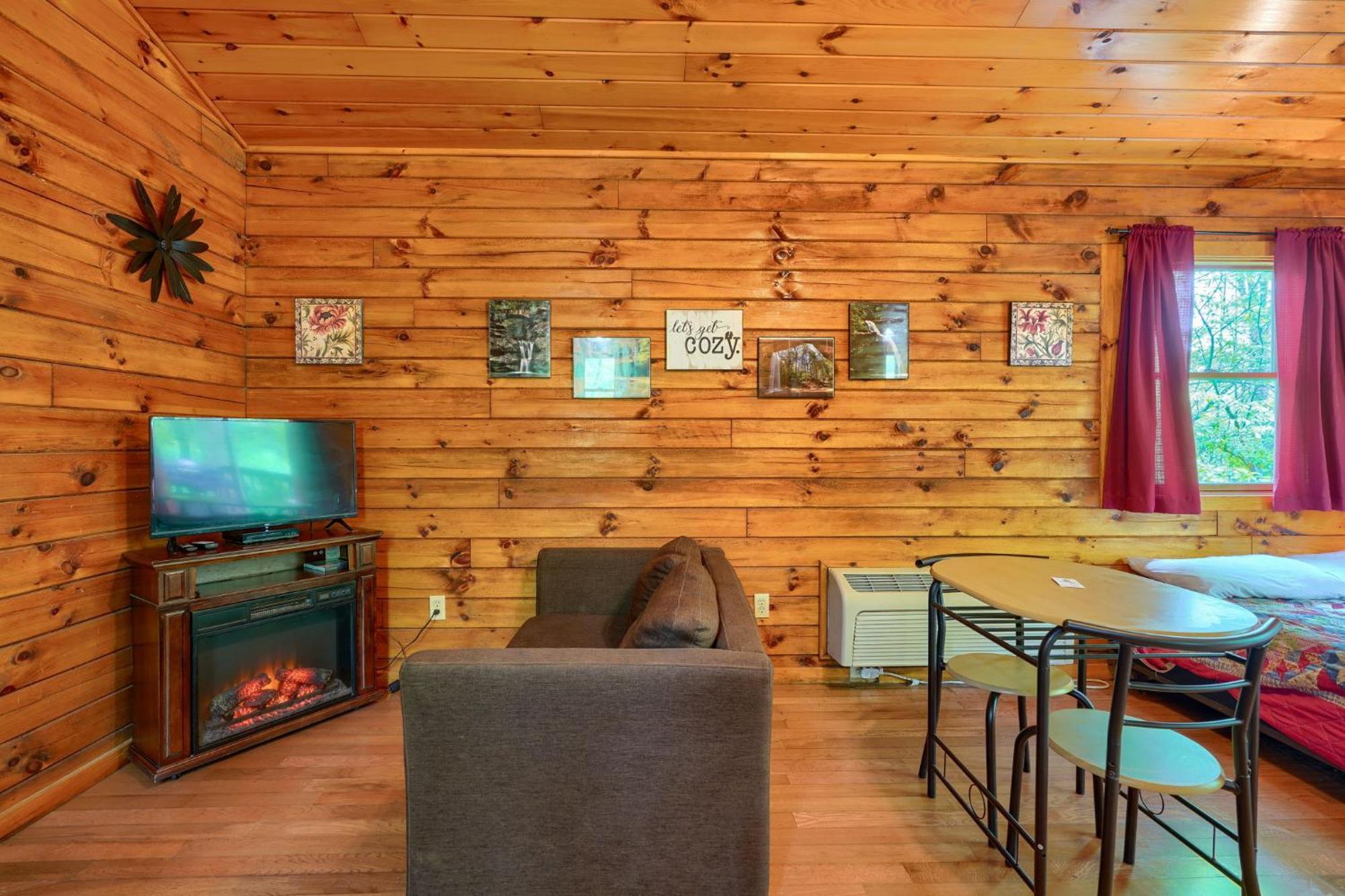 Blue Rose Cabins - Cozy Cabin 로건 외부 사진